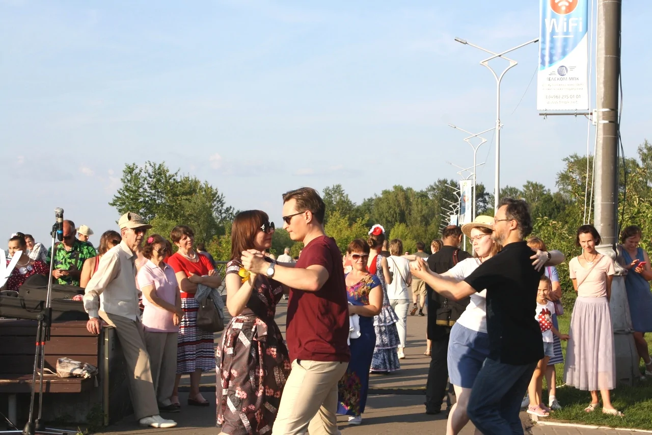 Компания БФТ поздравляет Дубну с Днем города! 